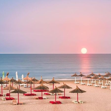 Апартаменты Apartament P&D Констанца Экстерьер фото